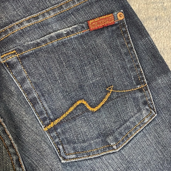 A Pea in the Pod Jeans - Picture 5 of 6